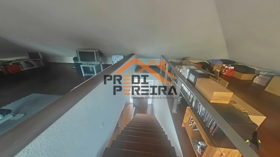 Moradia T5 para Venda em Ramada e Caneças Foto 45