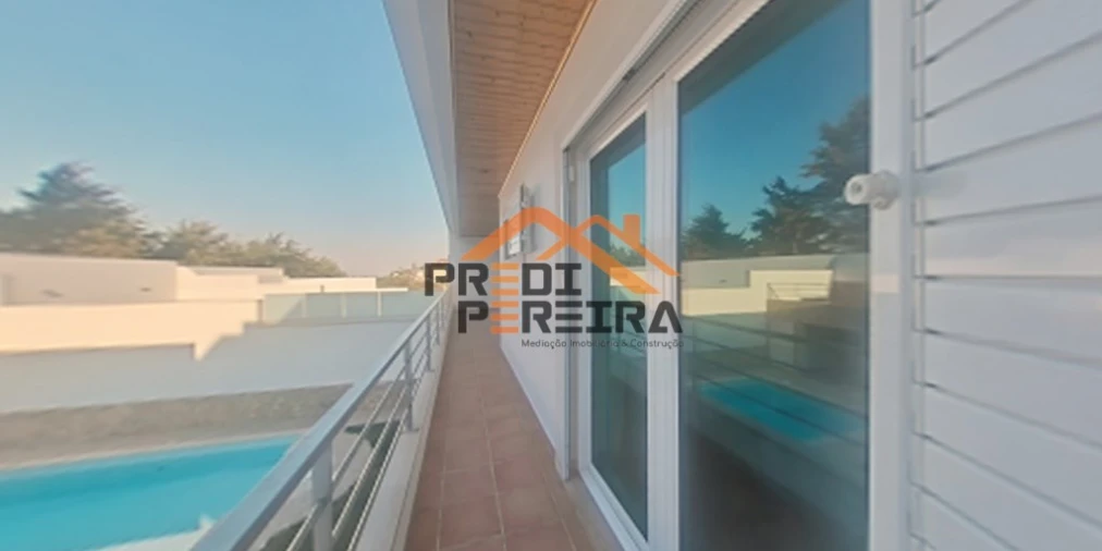 Moradia T5 para Venda em Ramada e Caneças Foto 44