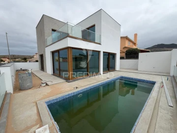 Moradia T3 para Venda em Porto Santo