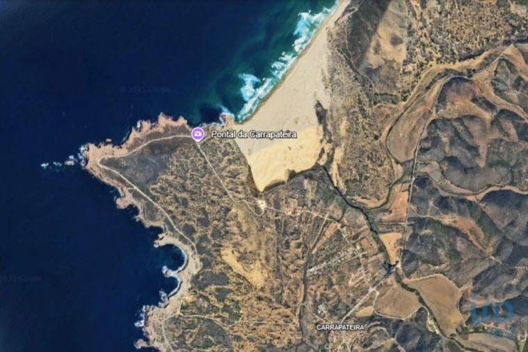 Moradia T3 para Venda em Bordeira Foto 2