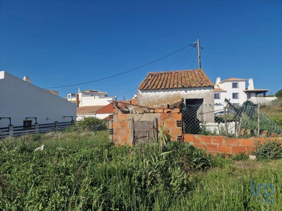 Moradia T3 para Venda em Bordeira Foto 4