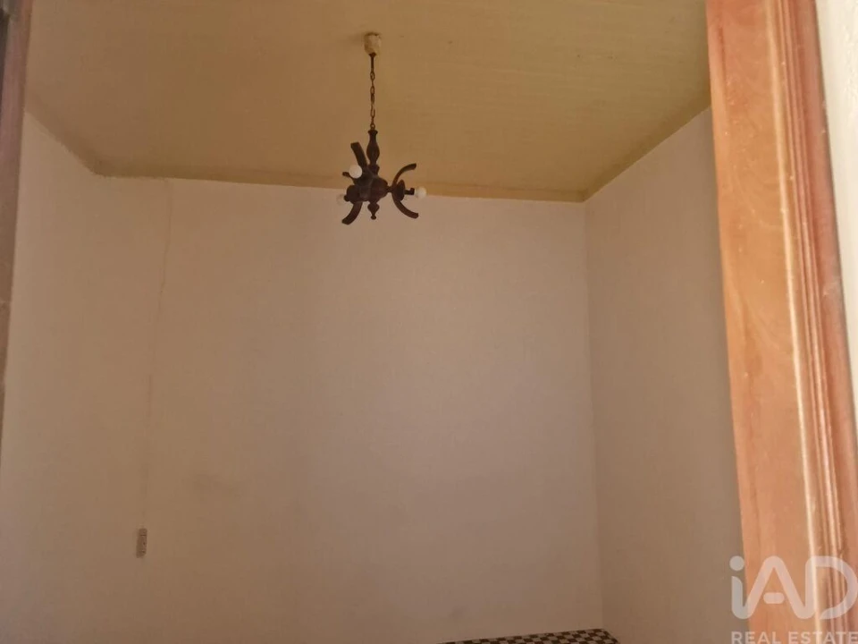 Moradia T3 para Venda em Bordeira Foto 7