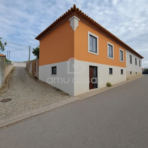 Moradia T2 para Venda em Canelas e Fermelã