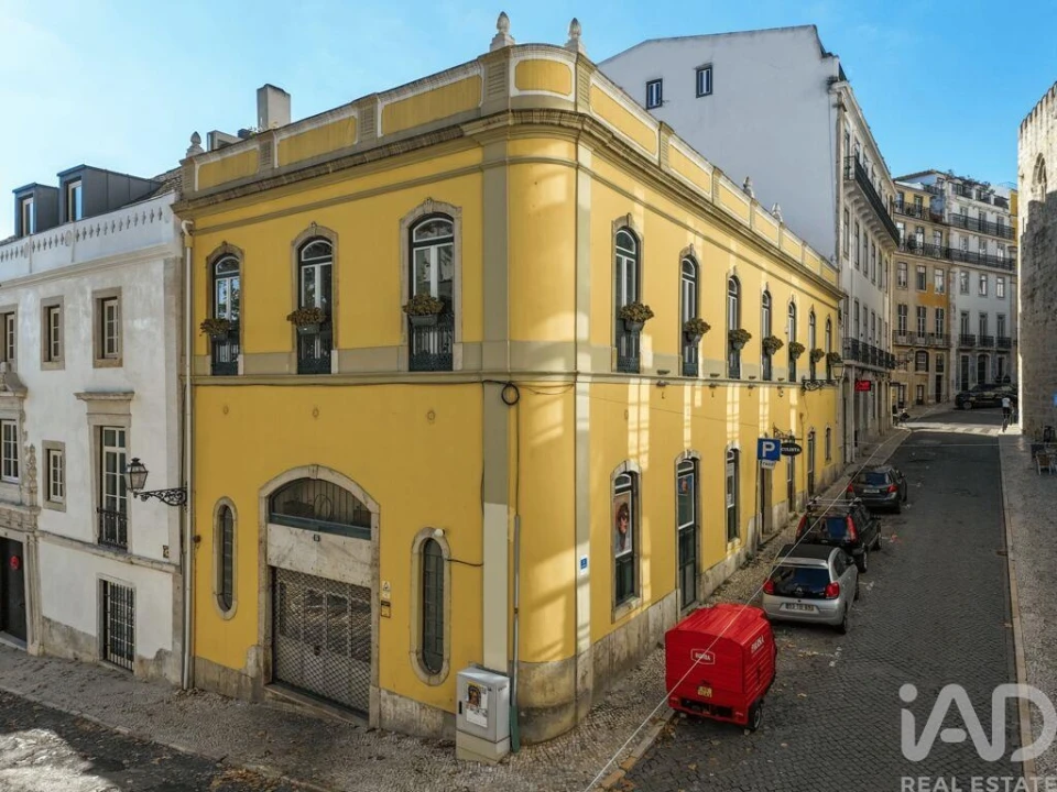 Prédio para Venda em Santa Maria Maior Foto 1