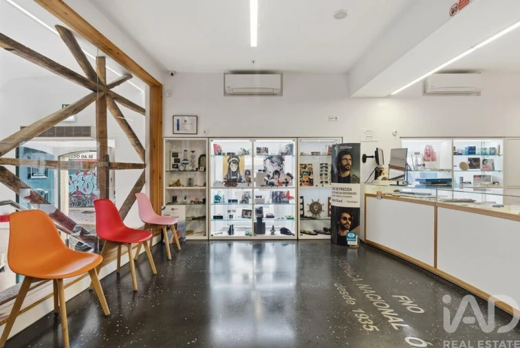 Prédio para Venda em Santa Maria Maior Foto 7