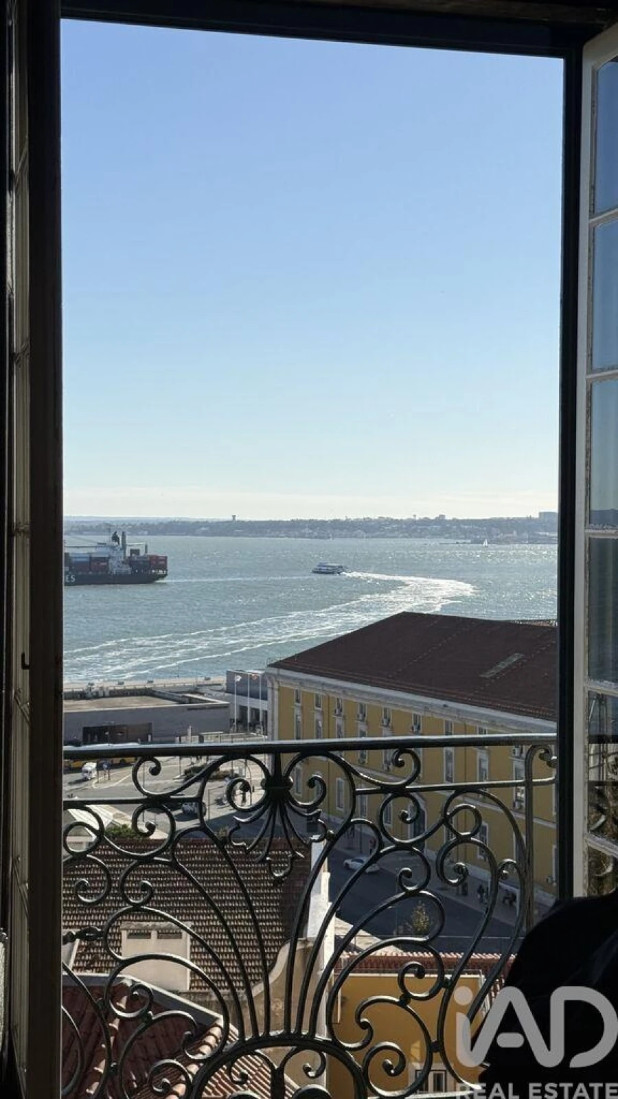 Prédio para Venda em Santa Maria Maior Foto 20