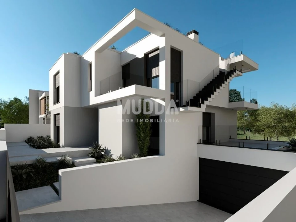 Moradia T4 para Venda em Atouguia da Baleia Foto 1