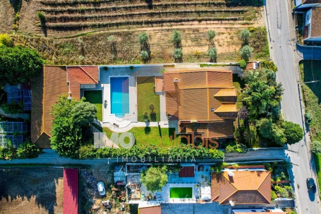 Moradia T5 para Venda em Alpiarça Foto 4