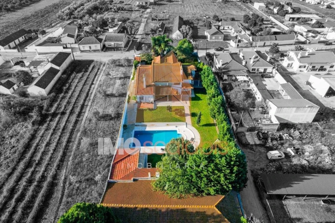 Moradia T5 para Venda em Alpiarça Foto 9