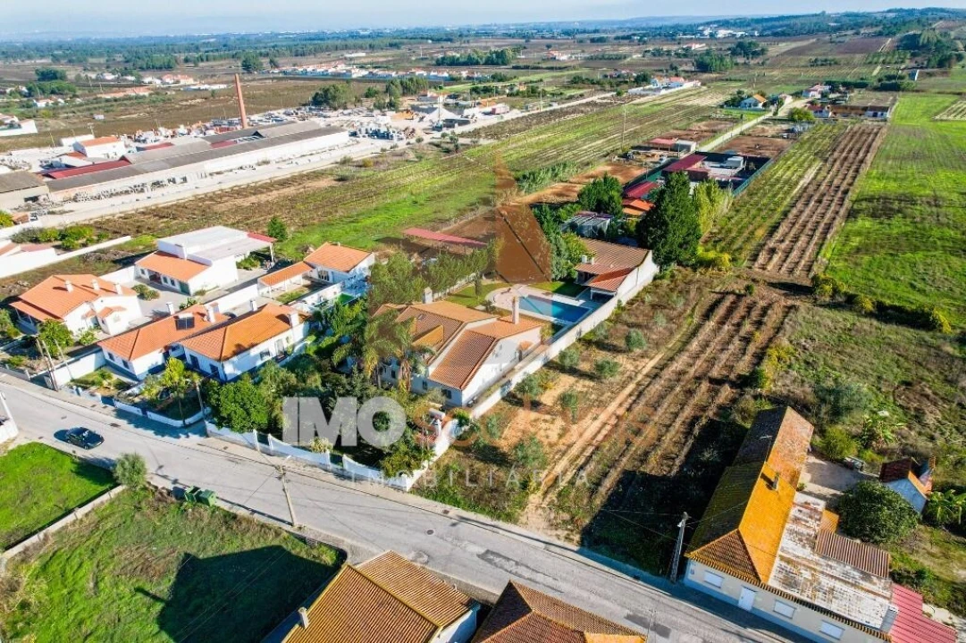 Moradia T5 para Venda em Alpiarça Foto 24