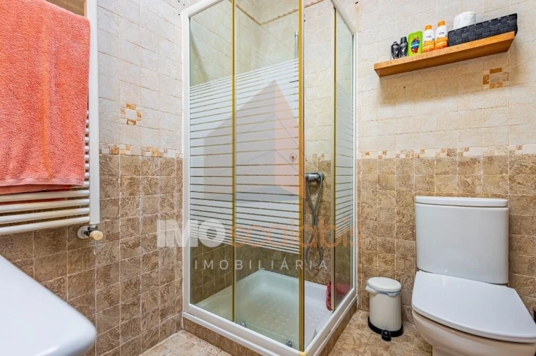 Moradia T5 para Venda em Alpiarça Foto 76