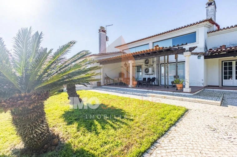 Moradia T5 para Venda em Alpiarça Foto 85