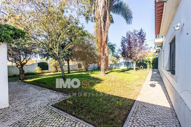 Moradia T5 para Venda em Alpiarça Foto 123