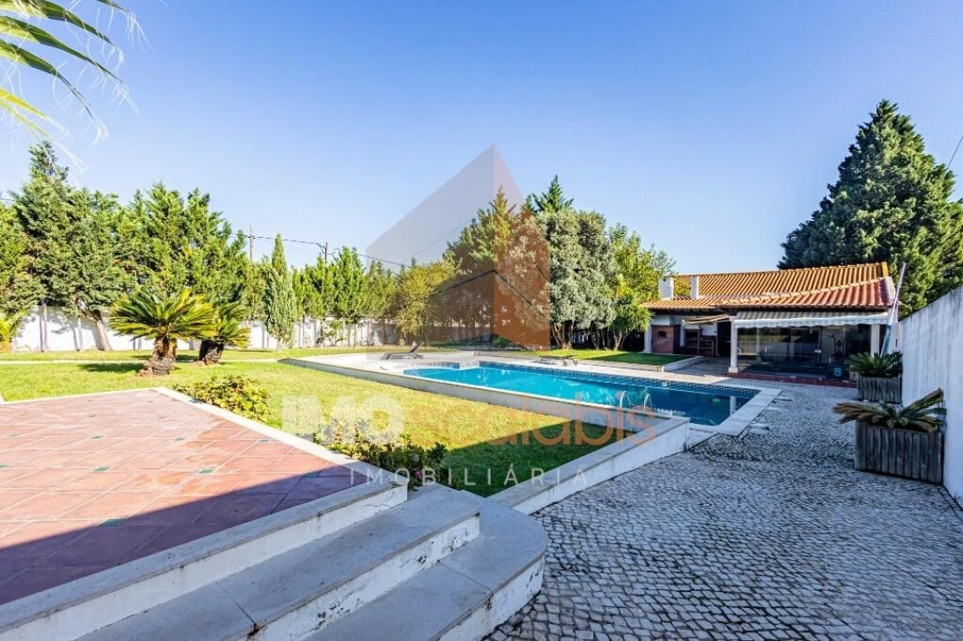 Moradia T5 para Venda em Alpiarça Foto 124