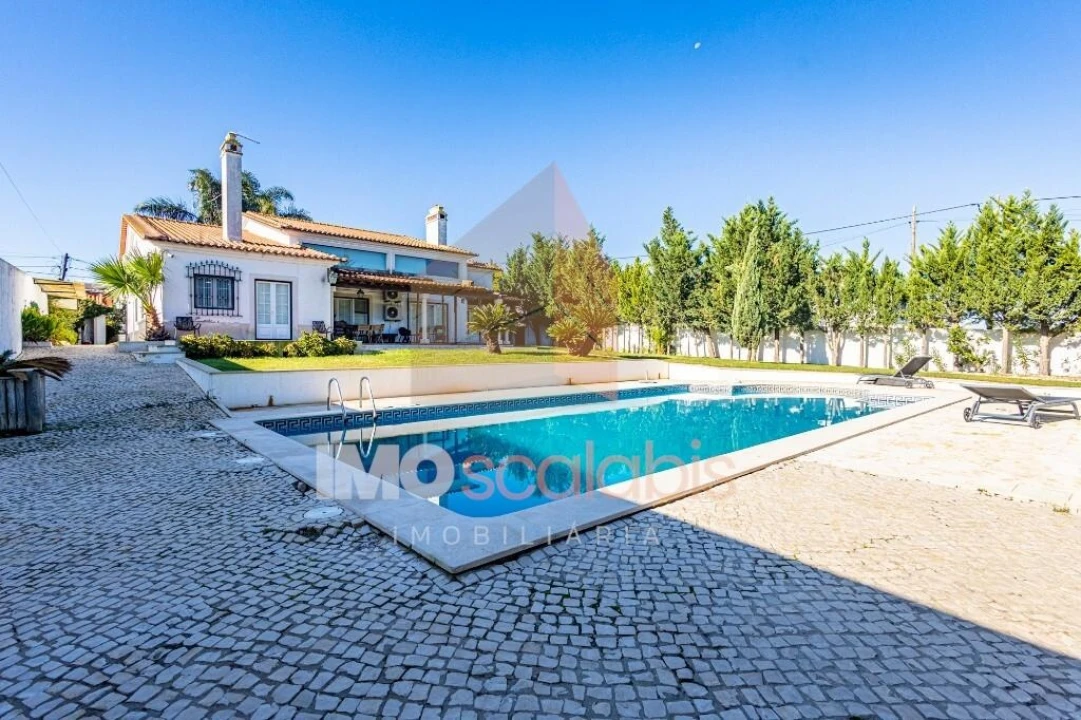 Moradia T5 para Venda em Alpiarça Foto 88