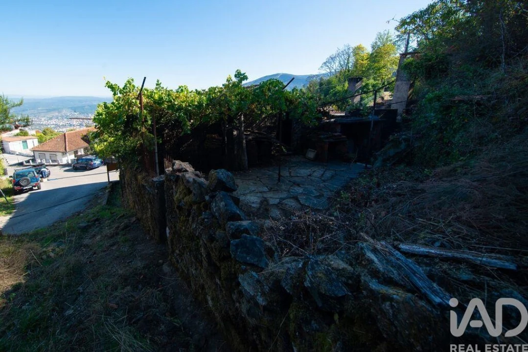 Moradia T3 para Venda em Lousã e Vilarinho Foto 25