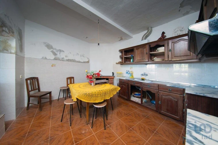 Moradia T3 para Venda em Lousã e Vilarinho Foto 13