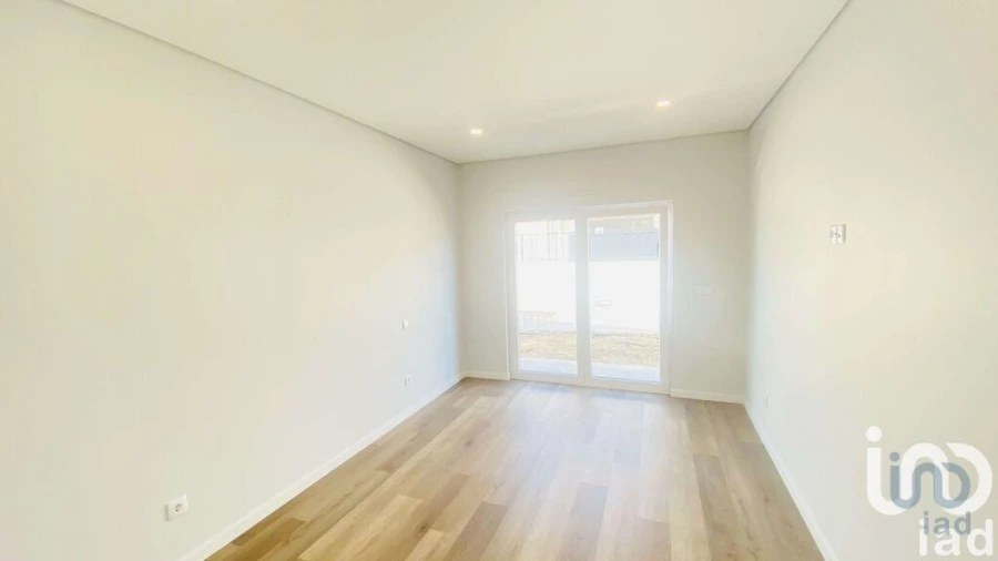 Moradia T5 para Venda em Santo Isidoro Foto 14