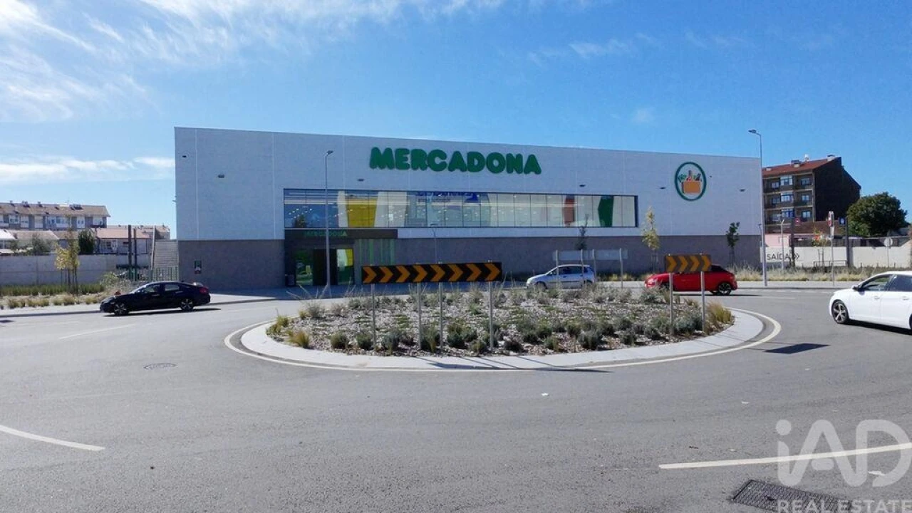 Terreno para Venda em Moreira Foto 21