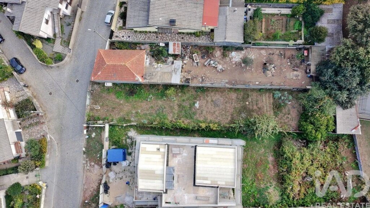 Terreno para Venda em Moreira Foto 11