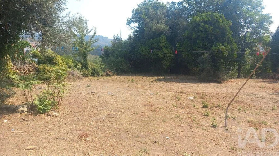 Moradia T4 para Venda em Arco de Baúlhe e Vila Nune Foto 19