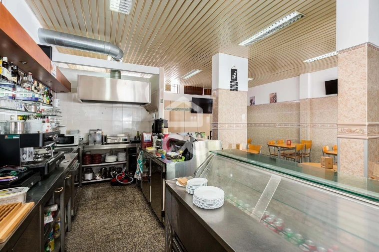 Negócio para Venda em Bacelo e Senhora da Saúde Foto 5