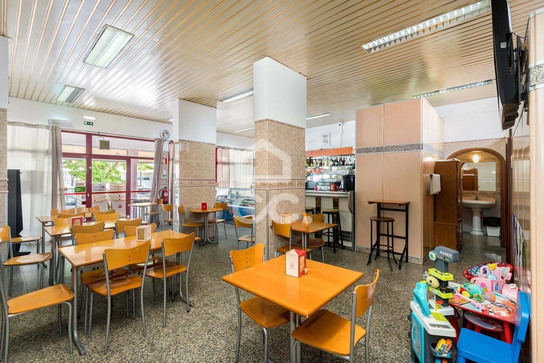 Negócio para Venda em Bacelo e Senhora da Saúde Foto 3