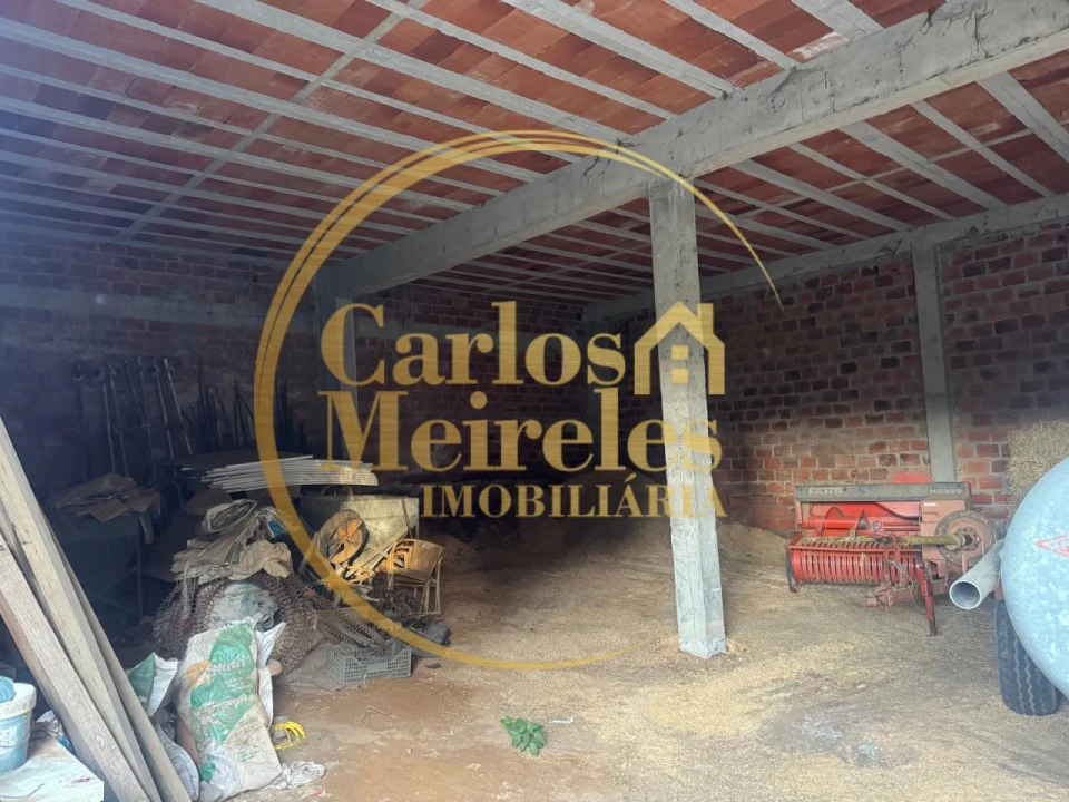 Armazém para Venda em Marrancos e Arcozelo Foto 13