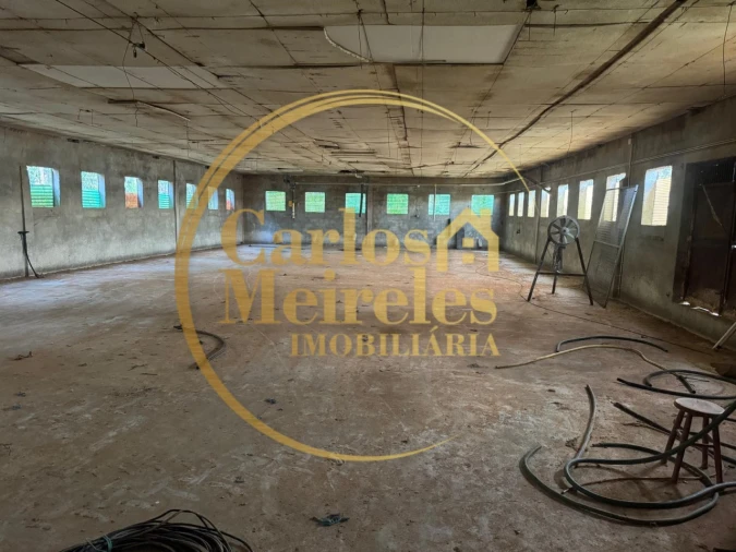 Armazém para Venda em Marrancos e Arcozelo Foto 11