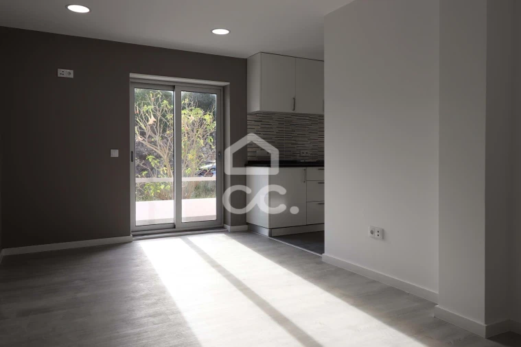 Apartamento T2 para Venda em Santa Clara e Castelo Viegas Foto 6