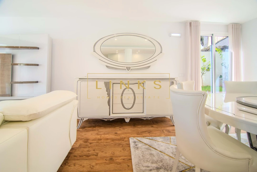 Moradia T4 para Venda em Machico Foto 18