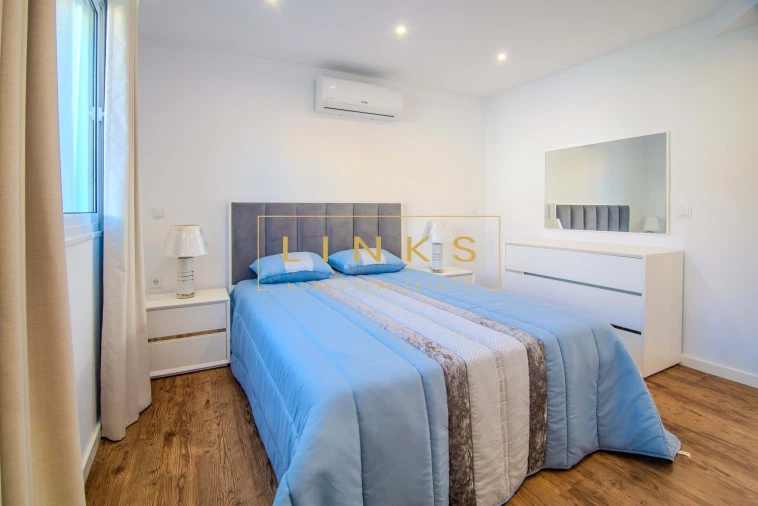 Moradia T4 para Venda em Machico Foto 22