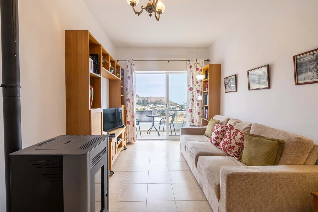 Apartamento T1 para Venda em Luz Foto 7