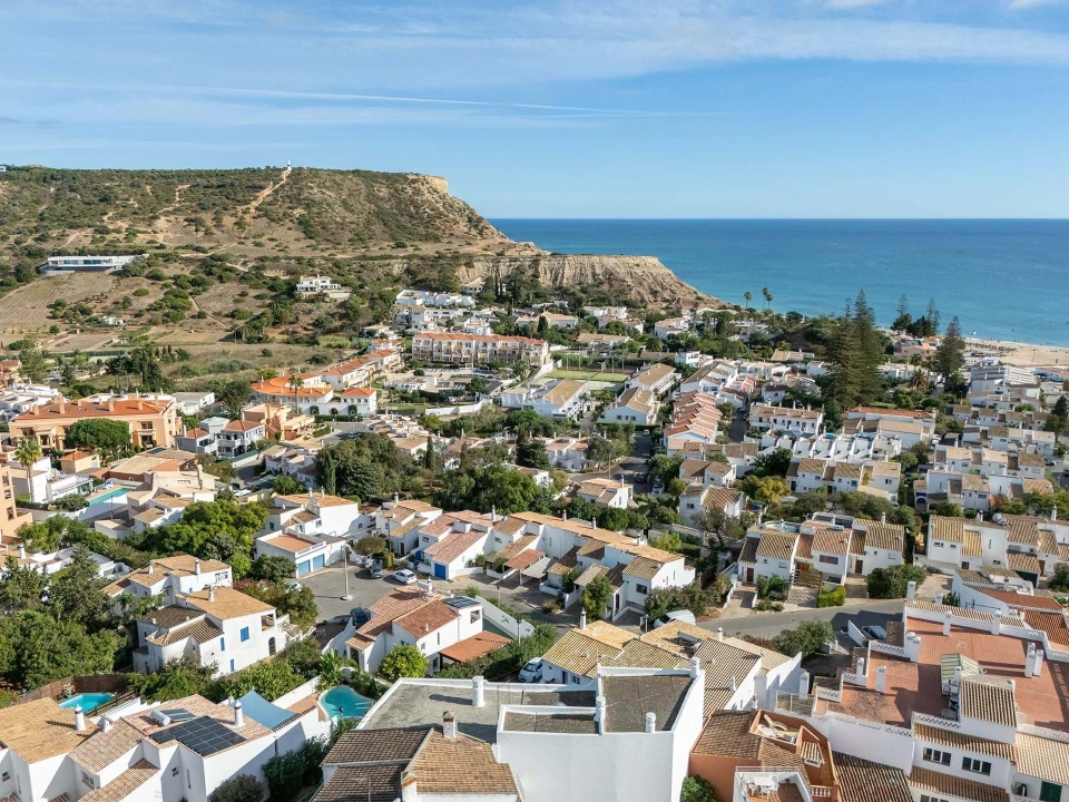 Apartamento T1 para Venda em Luz Foto 18
