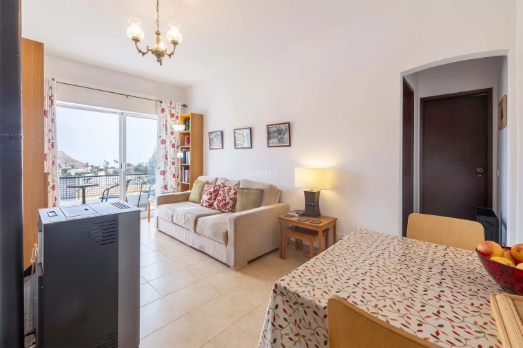 Apartamento T1 para Venda em Luz Foto 3