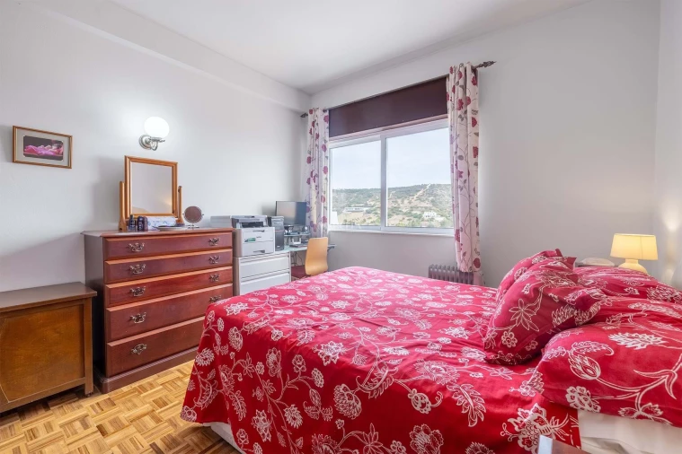 Apartamento T1 para Venda em Luz Foto 17