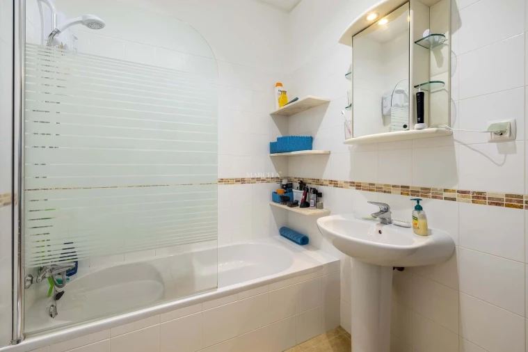 Apartamento T1 para Venda em Luz Foto 15