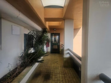 Apartamento T3 para Arrendamento em Avenidas Novas