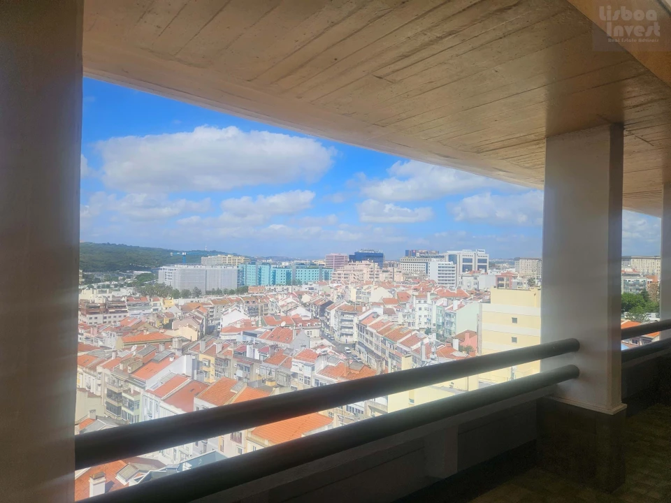Apartamento T3 para Arrendamento em Avenidas Novas Foto 17