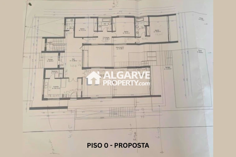 Moradia T5 para Venda em Quarteira Planta 1