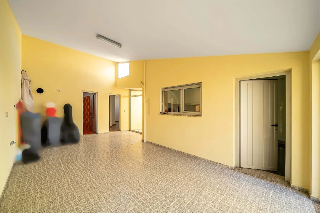 Moradia T5 para Venda em Castêlo da Maia Foto 46