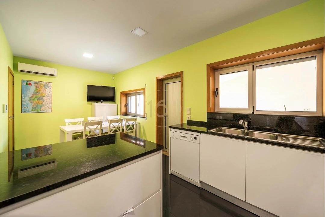 Moradia T5 para Venda em Castêlo da Maia Foto 13