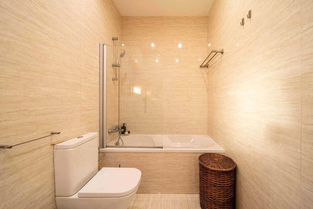 Moradia T5 para Venda em Castêlo da Maia Foto 38