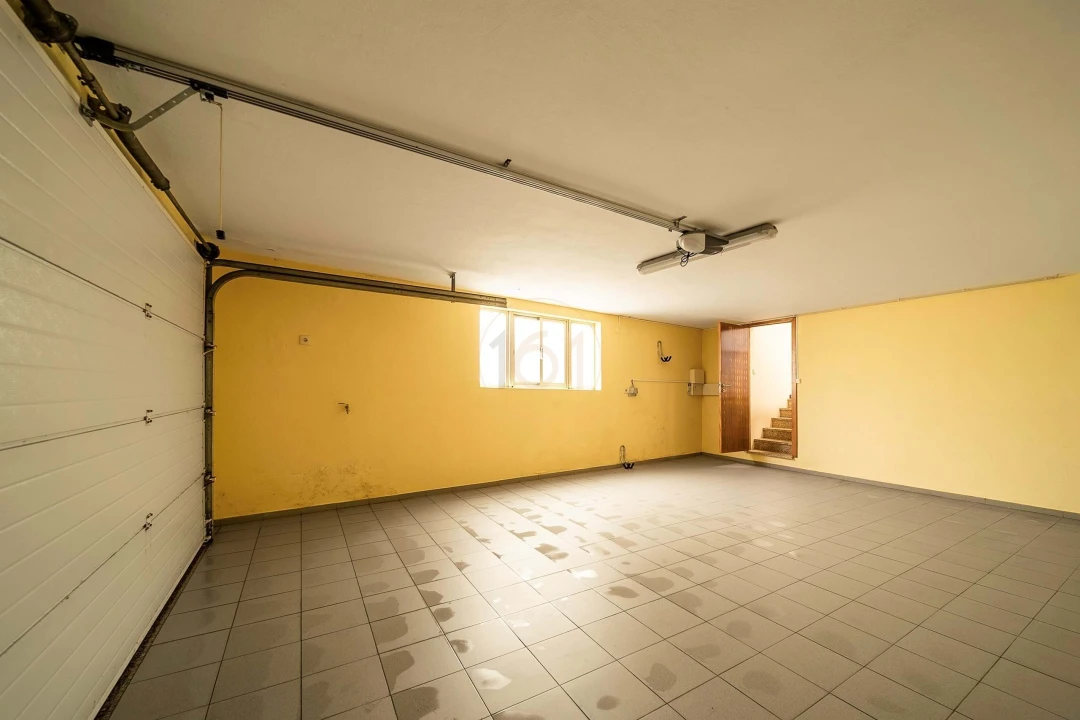 Moradia T5 para Venda em Castêlo da Maia Foto 52