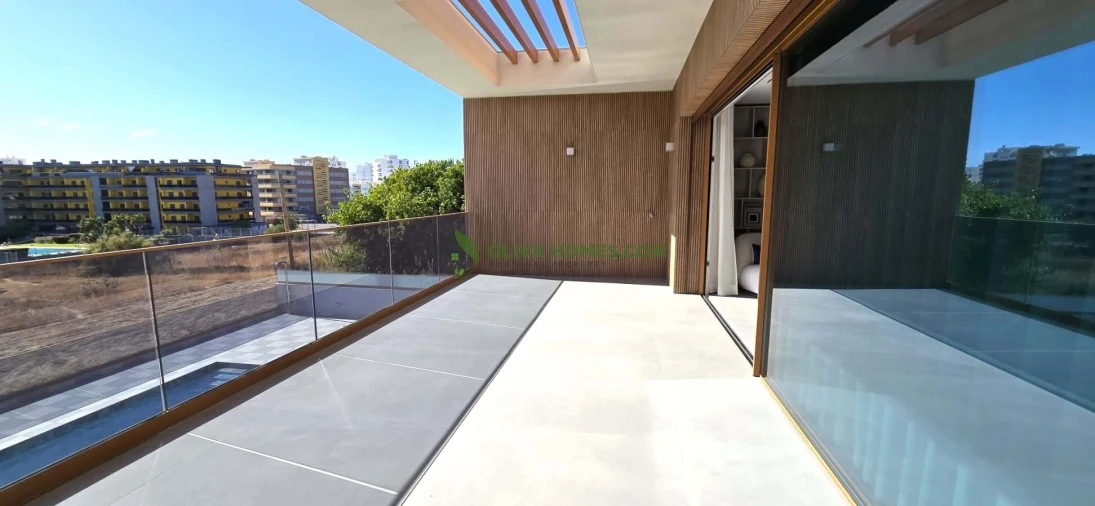 Apartamento T2 para Venda em Quarteira Foto 2