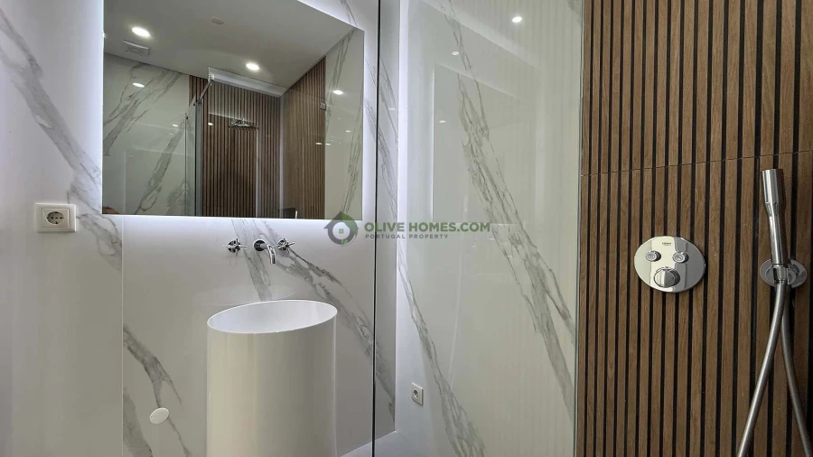 Apartamento T2 para Venda em Quarteira Foto 28