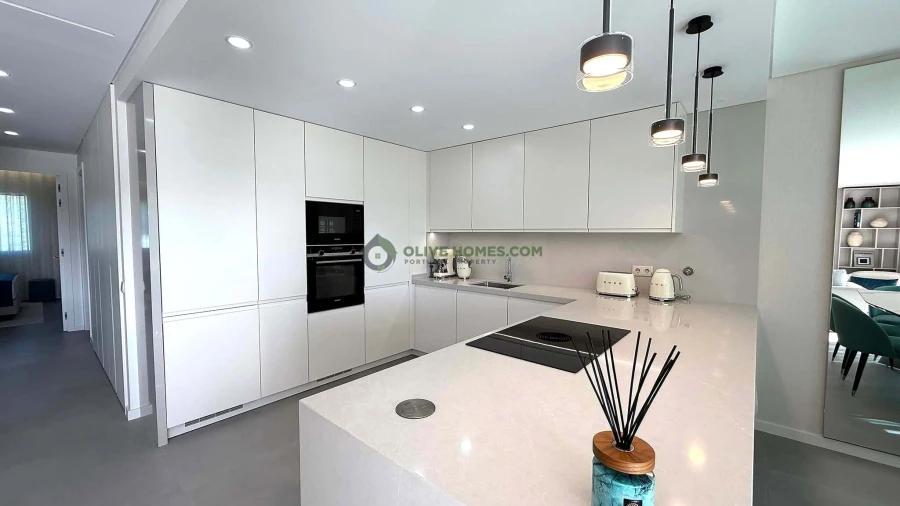Apartamento T2 para Venda em Quarteira Foto 16