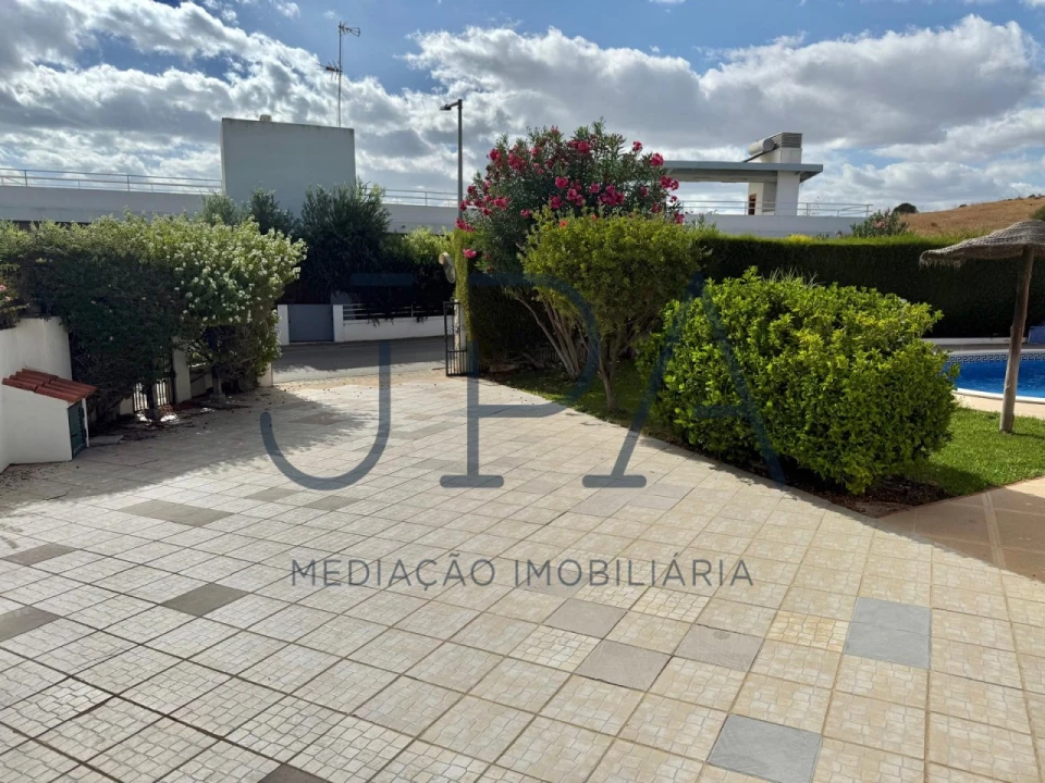 Moradia T4 para Venda em Castro Marim Foto 36