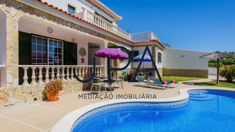 Moradia T4 para Venda em Castro Marim