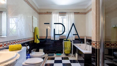Moradia T4 para Venda em Castro Marim